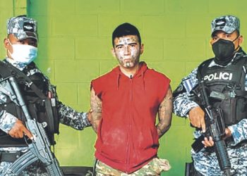A prisión acusado de cometer seis delitos en Santa Ana