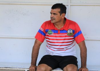Mario Elías Guevara, técnico de 11 Deportivo: «El réferi debió expulsar a alguien de Alianza, pero no tuvo valor»