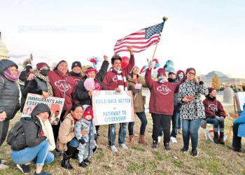 División demócrata aleja apoyo de activistas proinmigrantes
