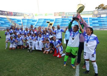 Luis Sosa, técnico de Alianza Women: «Me tildaron de payaso pero adentro de la cancha se demuestra»