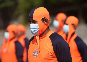 Madre e hijo fueron rescatados por Unidad de Guardavidas en Costa del Sol