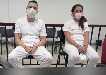 Acusados de secuestrar a niña son enjuiciados en La Libertad