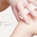 Un italiano intenta vacunarse contra el covid con un falso brazo de silicona