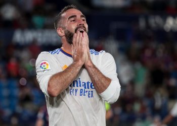 Dani Carvajal, del Real Madrid, da positivo al covid antes de la final de la Supercopa