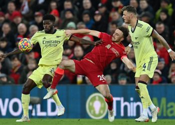 Aplazada una semana la semifinal de Copa de la Liga entre Liverpool y Arsenal por COVID-19