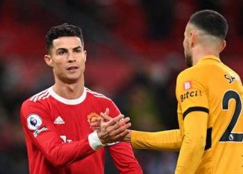 Premier League cambia las reglas para aplazar partidos por el covid-19