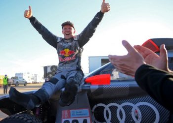 Suecia se hace presente en el Rally Dakar y domina octava etapa en autos