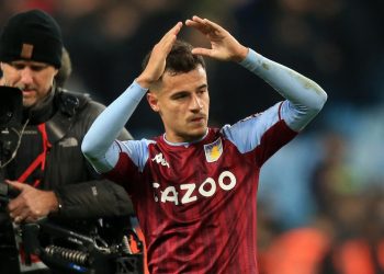 «Extrañaba la Premier League», afirma Coutinho tras su brillante debut con Aston Villa