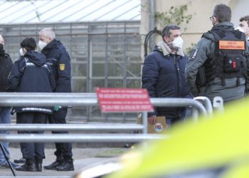 Un hombre armado se suicida tras herir a cuatro personas en una universidad alemana