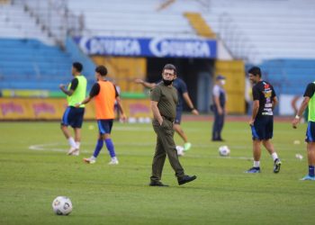Hugo Pérez, técnico de la Selecta: «No fue un experimento, así íbamos a jugar contra Estados Unidos»