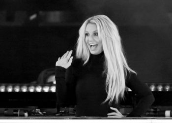 Britney Spears celebra su libertad al desnudo