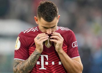 Lucas Hernández y Nianzou, del Bayern Munich, dan positivo a COVID-19