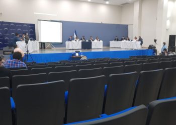 Comisión especial conocerá hoy alegatos de representación fiscal contra dos diputados de Nuevas Ideas acusados de cohecho impropio