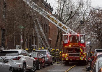 Al menos 13 muertos, entre ellos 7 niños, en incendio de vivienda en Filadelfia