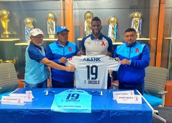Franco Arizala, nuevo fichaje de Alianza: «No vengo a suplir a Duvier, cada uno somos diferentes en estilo y juego»