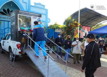 Realizan jornada de pruebas para COVID-19 en Sacacoyo, San Salvador y San Miguel