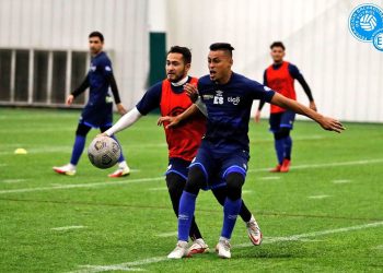 Debido a la baja temperatura en Columbus, la selección tuvo que entrenar en una cancha cerrada