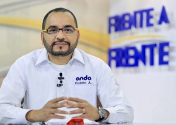 Rubén Alemán, presidente de ANDA: «El hito histórico de esta administración es la puesta en marcha del sistema de potabilización Torogoz»