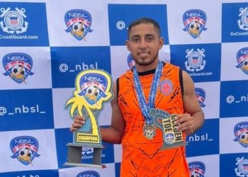 Frank Velásquez se corona campeón en torneo de fútbol playa en Florida