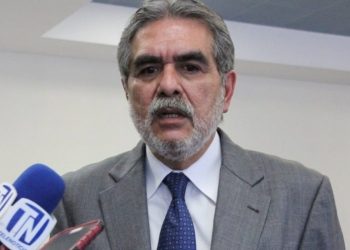 Juzgado avala proceso penal por corrupción contra exministro David Gutiérrez