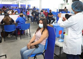 El 84 % de salvadoreños avala la gestión de Bukele