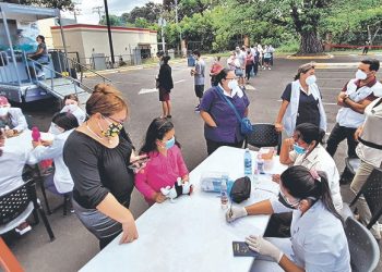Santanecos se sometieron a la prueba de la COVID-19