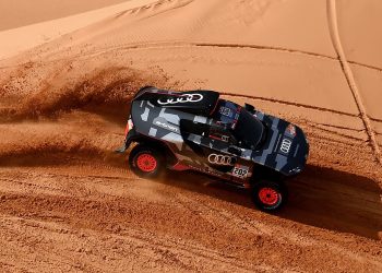 Carlos Sainz y Joaquim Rodrigues ganaron la tercera etapa del Dakar