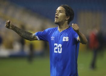 Enrico Dueñas, sobre su primera vez en el estadio Cuscatlán: «Fue una locura»