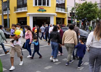 Guatemala pronostica duplicar casos cada tres días por ómicron