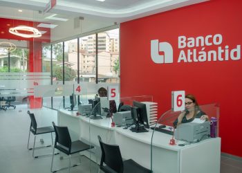 El Banco Atlántida reitera confianza en el país para invertir