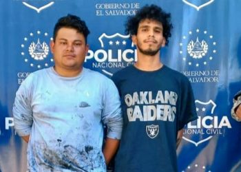 Policía captura a tres distribuidores de droga en San Salvador