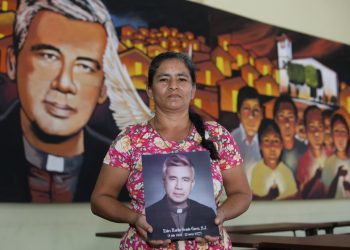 Gladys Tejada, la vecina de Rutilio Grande que jugó con el beato cuando era un niño