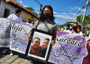Despiden en San Alejo a migrantes que murieron intoxicados en Estados Unidos