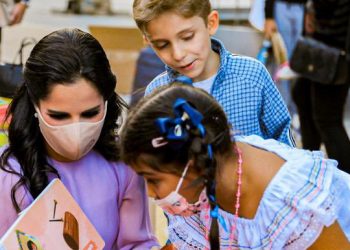 Primera Dama de El Salvador promueve el fortalecimiento de la educación inicial en Dubái