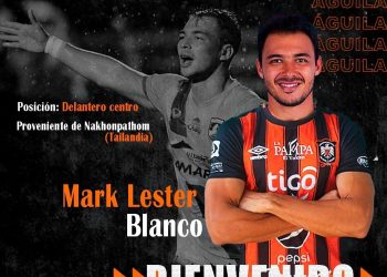 Léster Blanco regresa al fútbol nacional para jugar en Águila