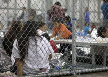 Biden sigue en deuda con la reunificación familiar de migrantes