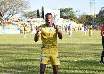 Nicolás Muñoz se estrenó como goleador de Limeño y les dio el primer triunfo del torneo