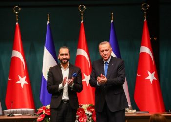 Nayib Bukele agradece hospitalidad del presidente de Turquía, Recep Tayyip Erdoğan, durante su visita oficial
