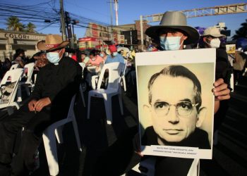 Esperamos que El Salvador siga el ejemplo de vida de estos mártires: familiares de nuevos beatos salvadoreños