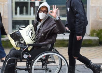 Tres parapléjicos vuelven a andar gracias a la estimulación eléctrica de la médula espinal