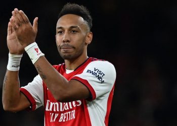 Aubameyang y Arsenal se separan de mutuo acuerdo