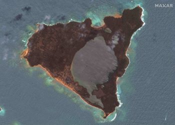 Elon Musk dona equipo satelital para reconectar a Tonga tras erupción y tsunami