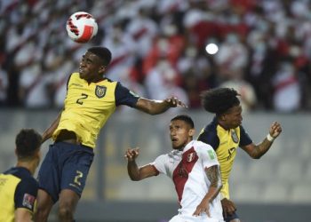 Perú evitó que Ecuador sellara el boleto a Catar  2022 en el estadio nacional de Lima