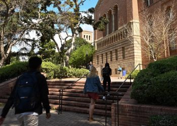 Universidad de EE. UU. pagará $244 millones a denunciantes de abuso sexual