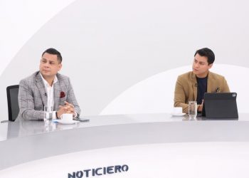 «Los partidos ARENA y el FMLN ya no son relevantes. Nadie confía en ellos», diputado Walter Coto