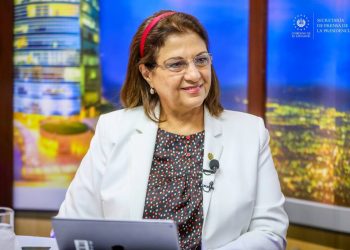 El 100 % de los docentes están capacitados en la formación digital: ministra de Educación