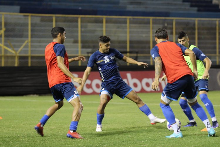 La Selecta sí jugará contra Canadá. Foto Fesfut