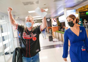 Daniel Baldwin llega a El Salvador para iniciar creación de compañía de cine en El Salvador