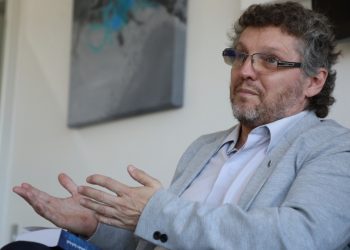 Relator dice que debe haber reparo a víctimas de guerra