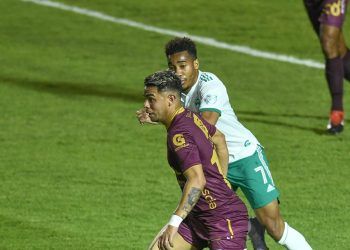 Alexánder Larín, zaguero del Comunicaciones guatemalteco: «Existen altas posibilidades de ser titular en la vuelta ante el Rapids, pero esperar turno no molesta»
